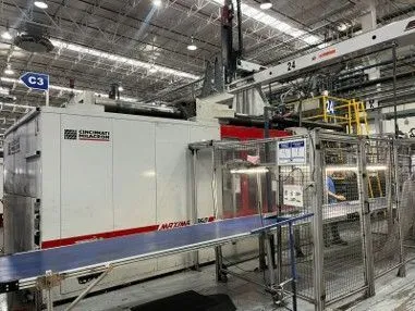 2007 CINCINNATI MILACRON ML1750 Injection Molding Horizontal/Vertical | Machinery Network (2)