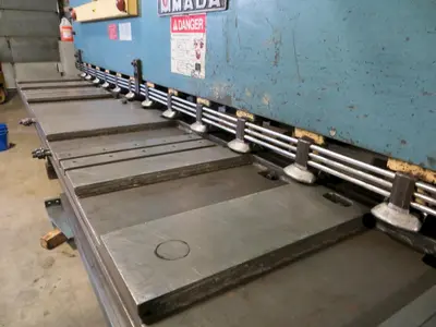 1/4" x 10 ft. Amada Mechanical Power Shear Model M-3060