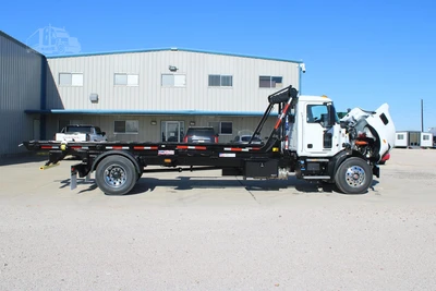 New | in-Stock 2027 MACK MD7 Rolloff Trucks Texas US | Roll Off Truck World #1491884
