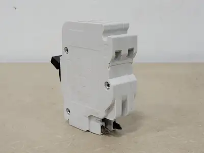 Used FEDERAL PIONEER NC0215 Switchgears British Columbia CA | Lenmark #239811