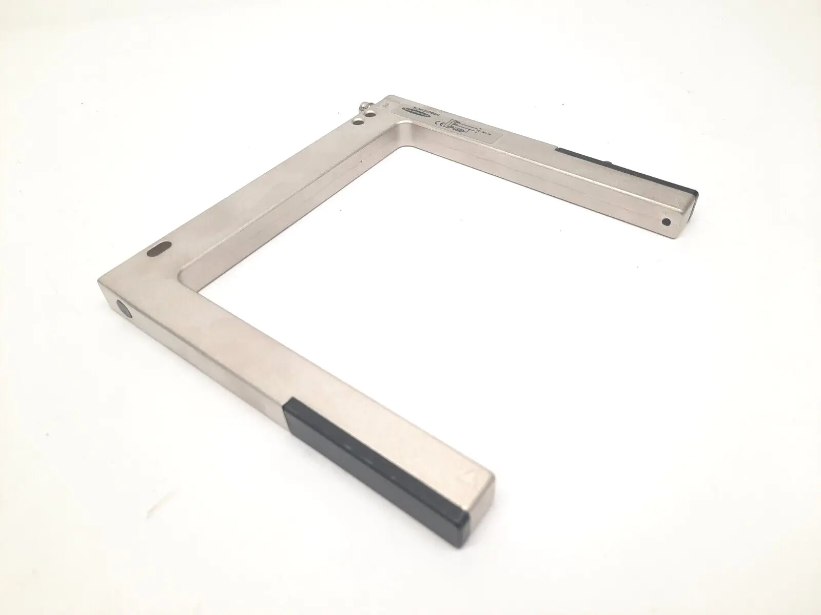 SLM120P6QN | Banner  Nickel Plated Metal Slot Sensor 75457 - Used
