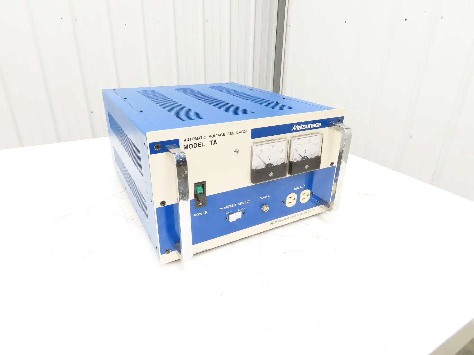 Stavol Matsunaga TA-1158.7-A Automatic Voltage Regulator 200V Input 115V Output