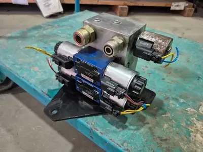 Used CATERPILLAR 265-0881 Parts (Hydraulics and Pneumatics) British Columbia CA | Lenmark #1440817