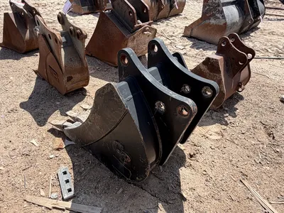 Used _UNKNOWN_ _UNKNOWN_ Multipurpose Buckets Texas US | Miedema Asset Management Group #1312858