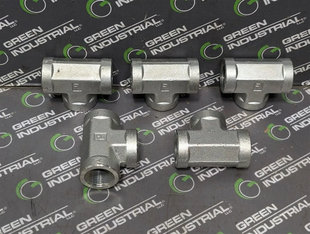 Lot of 5 Parker 1" M0817 T-Junction Fittings Surplus