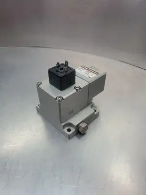 SMC VP3185V-205DZB1-N (Main Press. 101.2kPa~0.2MPa) Solenoid Valve. 6D-10