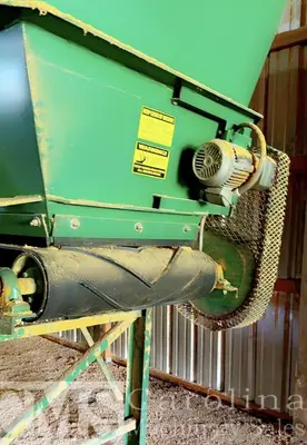 Used REAL TUFF SHAVING BALER WITH BIN Woodworking Complete Operations North Carolina US | CAROLINA MACHINERY SALES #1315422