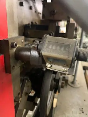 8329-145 GoldPro Vertical Four-Slide #2 Wire Forming Machine Produces 4.76 mm. O.D. Ring