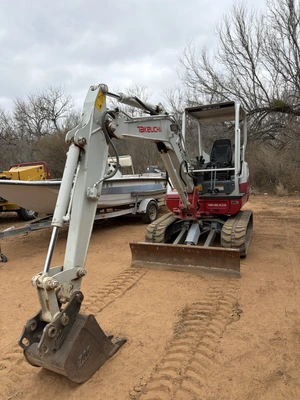 USED 2022 TAKEUCHI TB 235-2