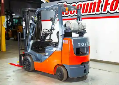 USED 2018 TOYOTA 8FGCU25
