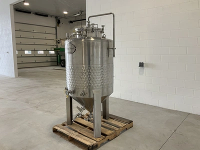 Used PSYCHO BREW JACKETED CONICAL FERMENTER/UNITANK 10BBL Dish & Cone Bottom Tanks Michigan US | Miedema Asset Management Group #1580147