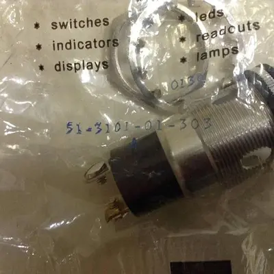 USED DIALIGHT 51-3101-01-303