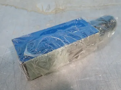 NEW REXROTH R901224233