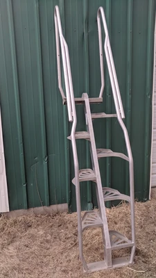Used _UNKNOWN_ _UNKNOWN_ Catwalks Minnesota US | A&I Equipment #1317579
