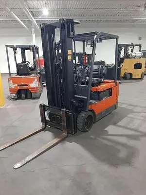 USED TOYOTA 5FBE18