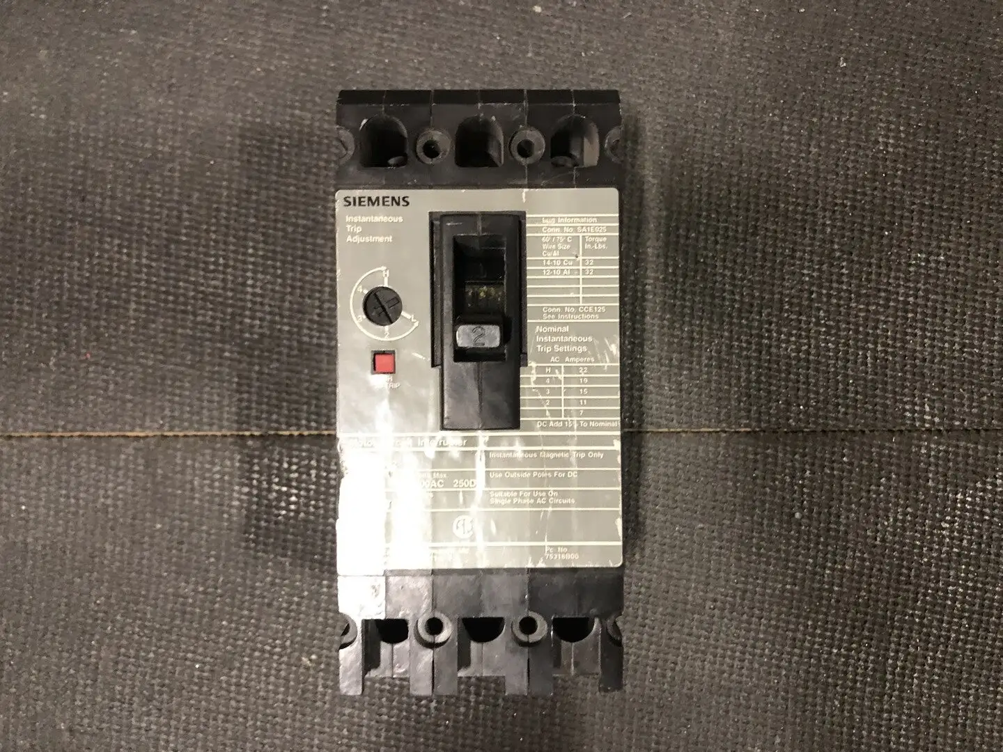 USED SIEMENS ED63A002