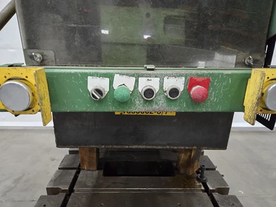 Minster 60 Ton C-Frame OBI Press, 32″ x 21″ Bed