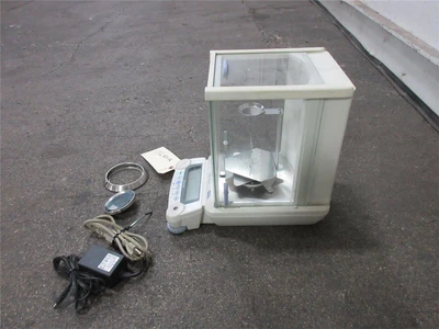 USED SHIMADZU AUX220