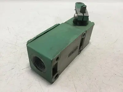 USED TELEMECANIQUE C2JK05