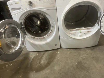Used WHIRLPOOL FRONT LOAD SET Residential Appliances Michigan US | Miedema Asset Management Group #1322308