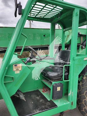 USED 2015 JLG 6042