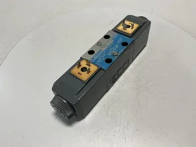 USED VICKERS DG4V-3-6C-M-U-HL7-60