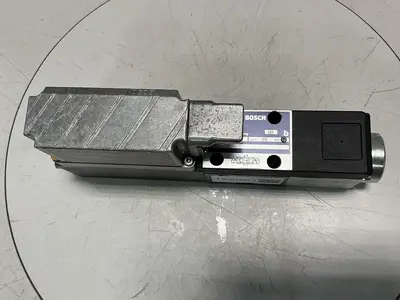 USED BOSCH 0 811 404 142