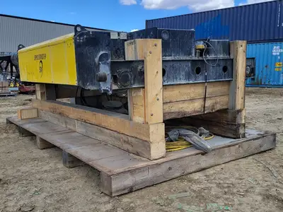 USED 2005 R&M MATERIALS HANDLING SX70620500P65END0F