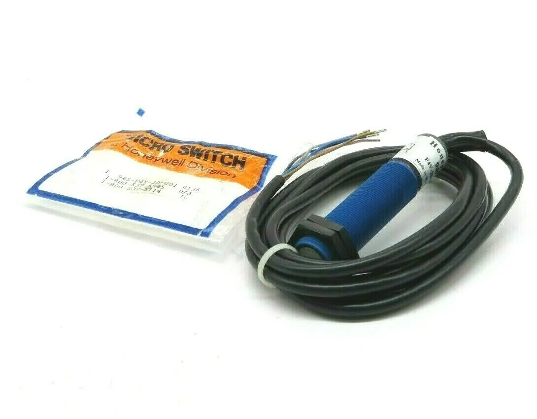 NEW HONEYWELL 945-F4Y-2D-001 ULTRASONIC SENSOR 945F4Y2D001