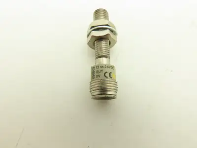 Omron E2E-X1R5F1-M1 Proximity Sensor Switch Lot of 14