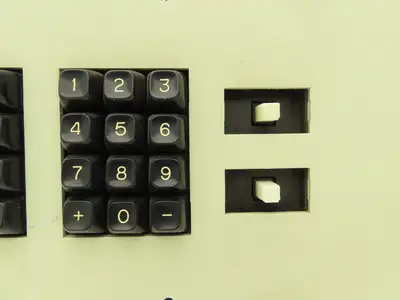 Cincinnati Milacron 3-424-1776A Keyboard with A65-0925-02B-001 Circuit Board