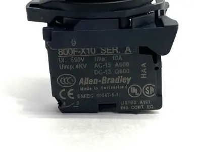 800F-X10,800F-ALP,800FP-E2 | Allen Bradley 800FP-E2 Pushbutton Black w/ 800F-ALP Latch 800F-X10 Ser A Contact - Used