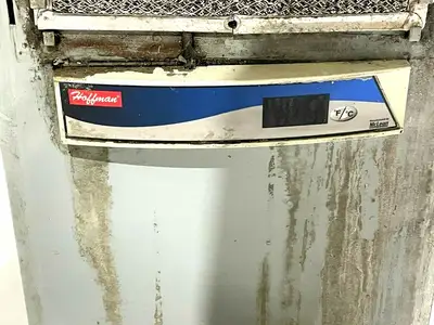 M33-0426-G009H | Hoffman APW Mclean  Air Conditioner 4000BTU 230V - For parts or not working