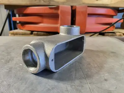 NEW CROUSE-HINDS LR59