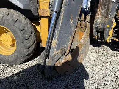USED 2017 JOHN DEERE 410L