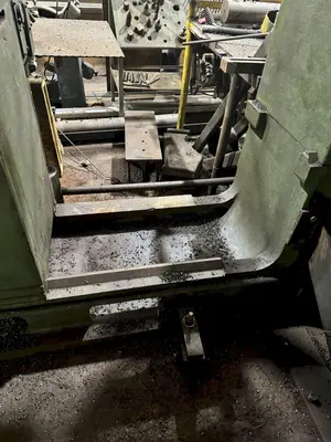 42/137" X 96/264" LEBLOND #4025 HEAVY DUTY SLIDING GAP ENGINE LATHE. STOCK #0888725