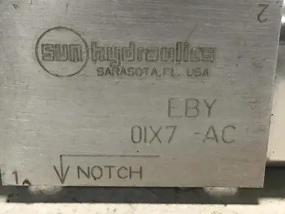 USED SUN HYDRAULICS 01X7-AC