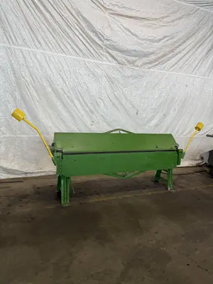 14 GAUGE X 8' CHICAGO DRIES & KRUMP MODEL 814 APRON HAND BRAKE. STOCK # 0238125