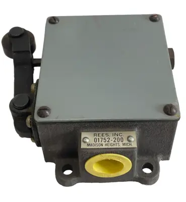 NEW REESE 01752-200 LIMIT SWITCH 01752200