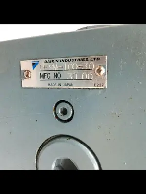 USED DAIKIN PFSM-100-30