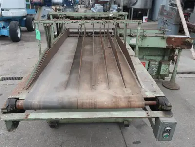SPC8565  Accumulation Table 30" x 68" World Packaging Equipment rectangular bottle feed table CS