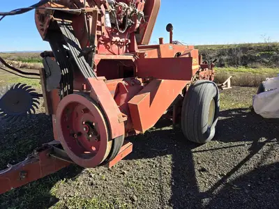 USED 1990 NEW HOLLAND 515