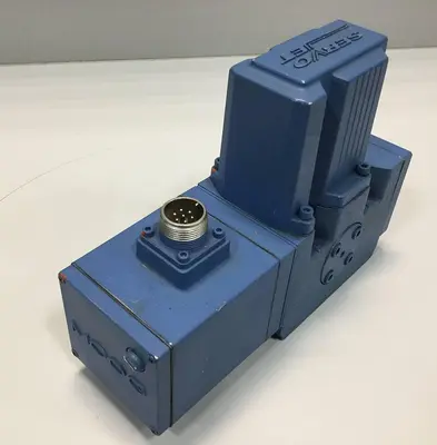 USED MOOG D661-5009