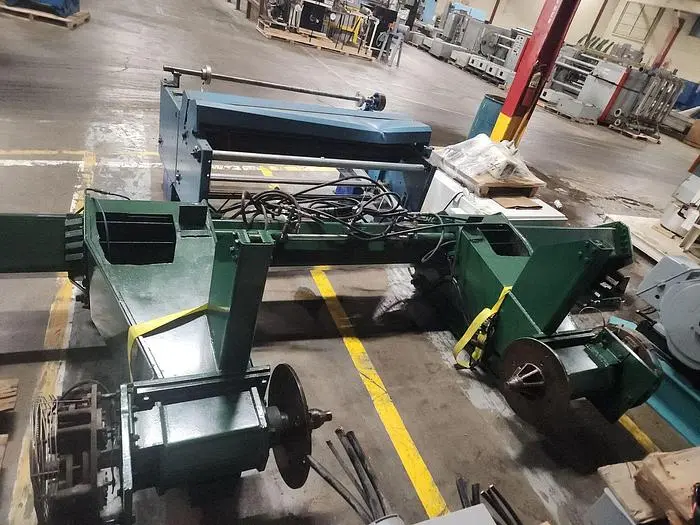 USED POWELL UNWIND STAND