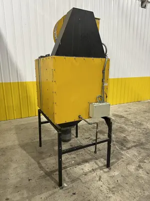 5 HP X 4 CARTRIDGE PLYMOVENT DUST COLLECTOR: STOCK #22015