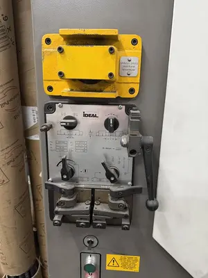 Clausing Startrite Mdl 30R WF Vertical Band Saw w/ Blade Welder