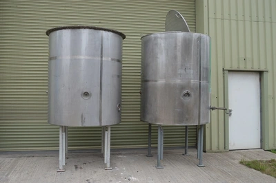 2,200L S/S JKTD Enclosed Mixing Tank