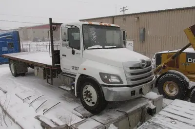 Used 2019 HINO 338 Flatbed Trucks Manitoba CA | Conquest Truck & Auto Sales #1421331