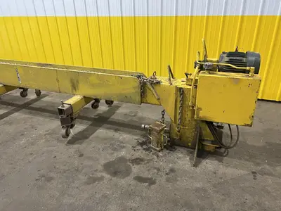 144" WIDE HYDRAULIC CLAMPING FIT-UP TACKING PRESS, FOR WELDING I-BEAMS: STOCK #19478