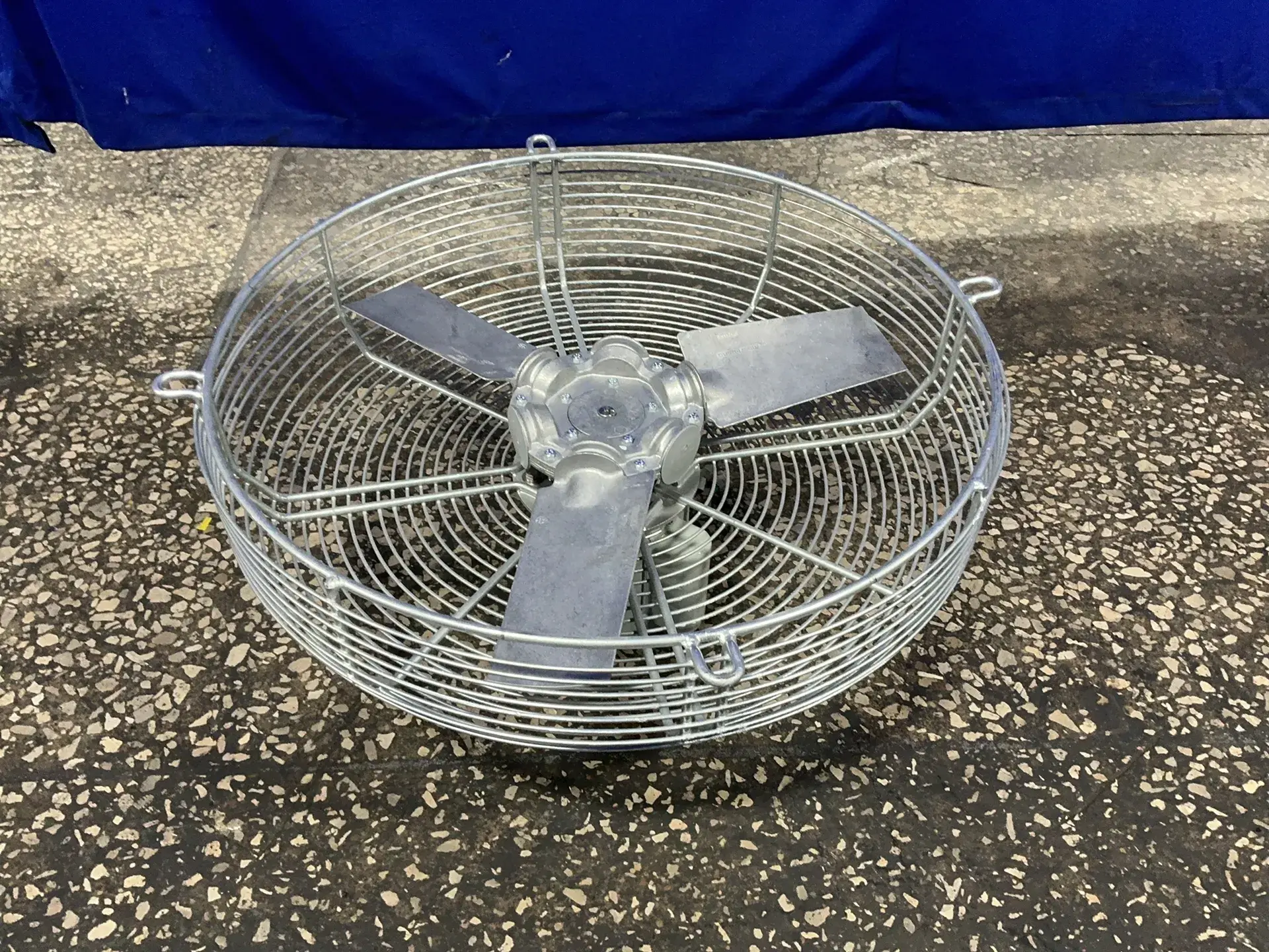 Used _UNKNOWN_ _UNKNOWN_ Axial Fans Ohio US | HGR 24 #1358822